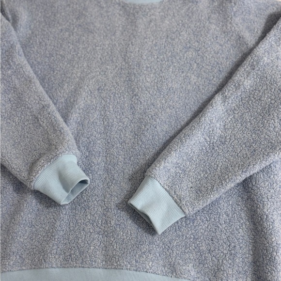 Outdoor Voices Sky Blue Fleece Pullover - Picture 4 of 4